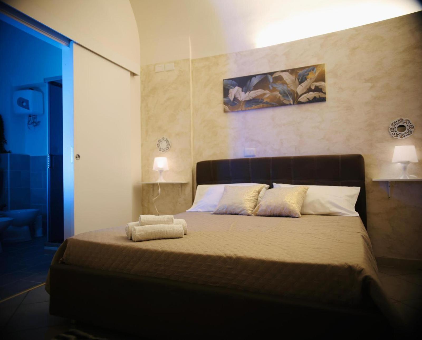 Holiday House Plebiscito Catania Esterno foto